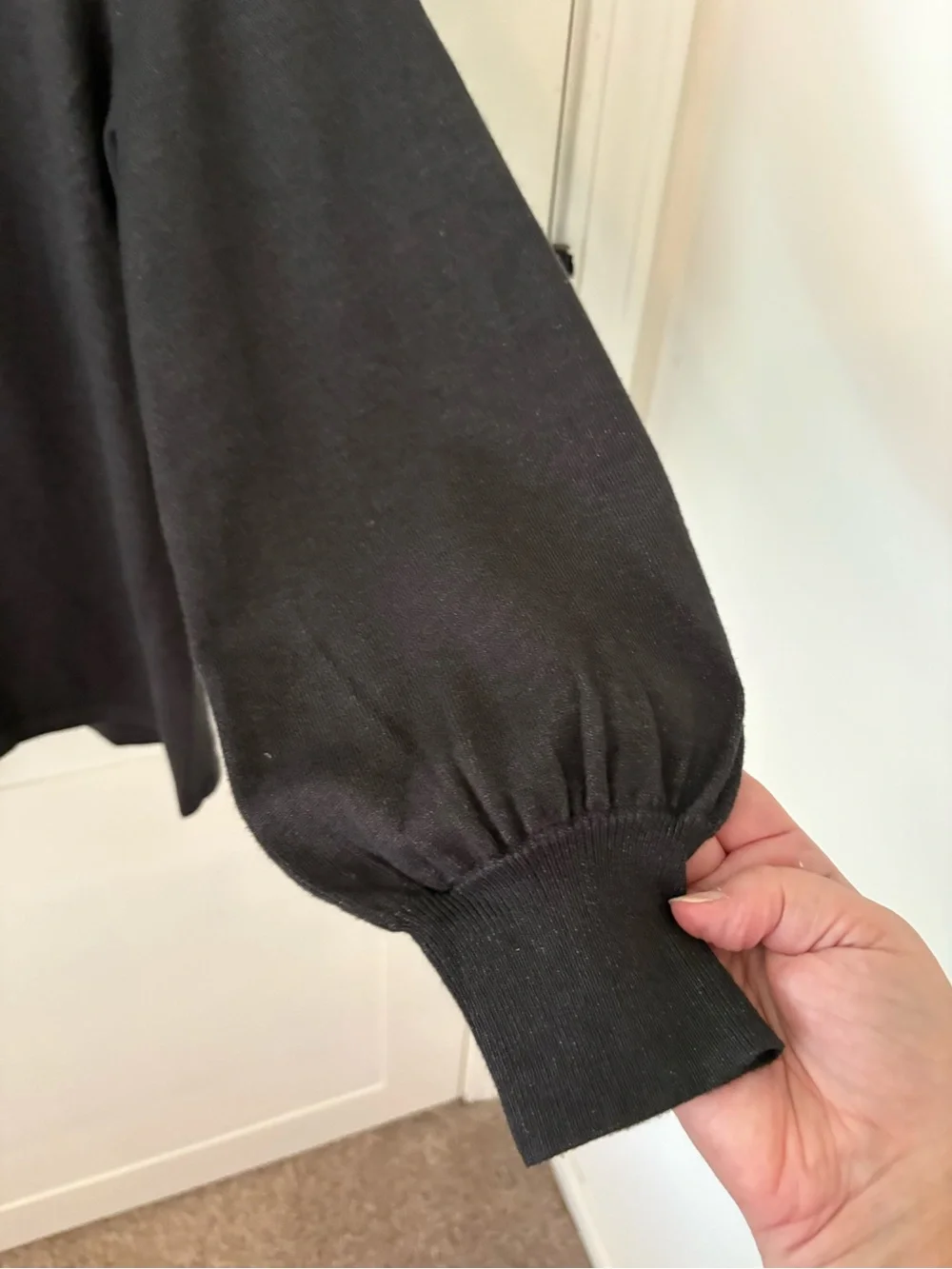 Chico's Caviar Lenzing/Cashmere Balloon Sleeve Sweater. Size Medium/Chico’s 1.